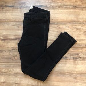 Black Hollister Super Skinny Jeans